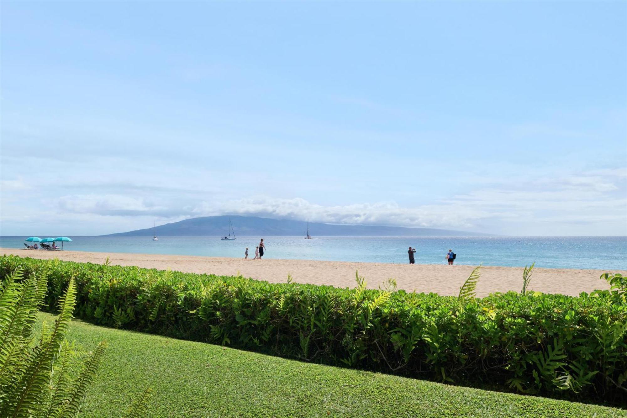 Outrigger Kaʻanapali Resort Kaanapali